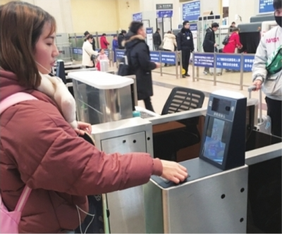 2020年春運啟幕，旅客刷臉進(jìn)站只需3秒